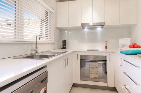 Property photo of 19/3 Herbert Street St Kilda VIC 3182