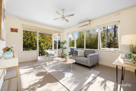 Property photo of 11/23-27 Docker Street Elwood VIC 3184