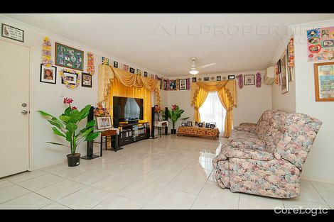 Property photo of 18 Geaney Boulevard Crestmead QLD 4132