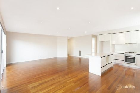 Property photo of 2/3 Coorigil Road Carnegie VIC 3163