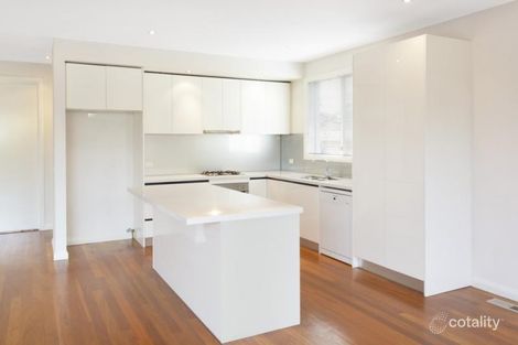 Property photo of 2/3 Coorigil Road Carnegie VIC 3163