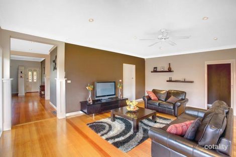 Property photo of 18 Keith Grove Ringwood VIC 3134