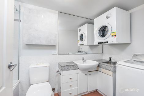 Property photo of 2/40 Bell Street Kangaroo Point QLD 4169