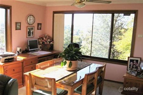 Property photo of 31 Trotwood Avenue Ambarvale NSW 2560