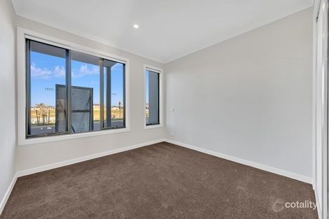 68 Fulham Cres, Thornhill Park, VIC 3335