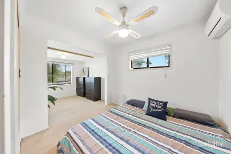 Property photo of 13 Sherrin Court Cleveland QLD 4163