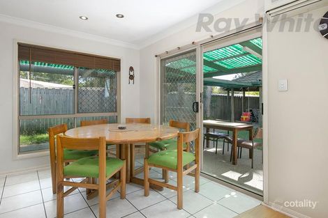 Property photo of 38 Benbek Circuit Sunnybank Hills QLD 4109