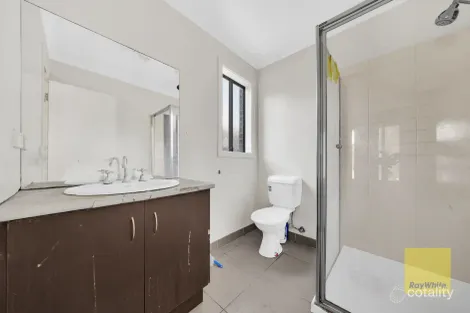 Property photo of 19 Romek Way Truganina VIC 3029