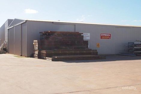 2/8 Decastilla St, Minyirr, WA 6725