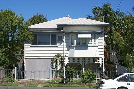 Property photo of 84 Clara Street Wynnum QLD 4178
