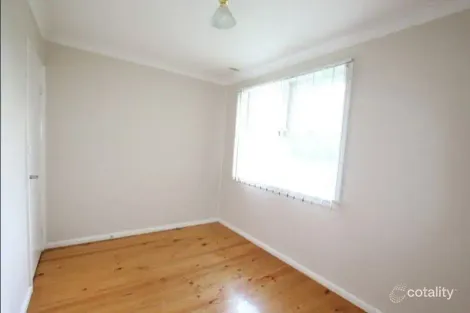Property photo of 30 Luzon Avenue Lethbridge Park NSW 2770