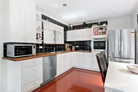 Property photo of 24 Mossman Crescent Lalor VIC 3075