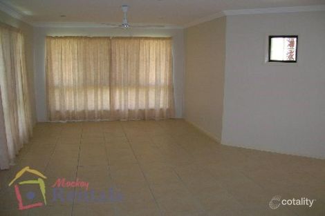 Property photo of 20 Spinks Court Eimeo QLD 4740