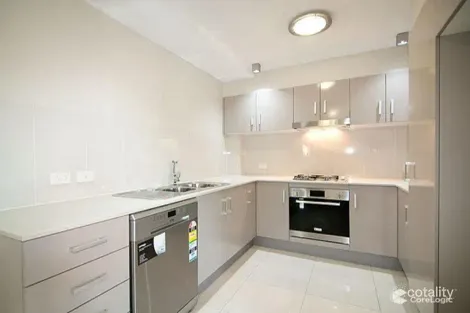 Property photo of 1/36 Third Avenue Sandgate QLD 4017