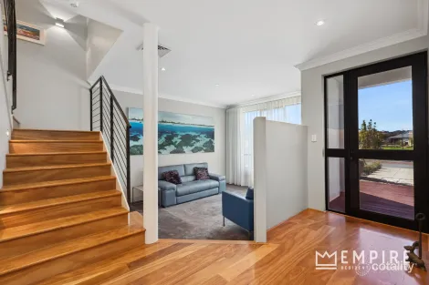 Property photo of 20 Leschenault Boulevard Lake Coogee WA 6166