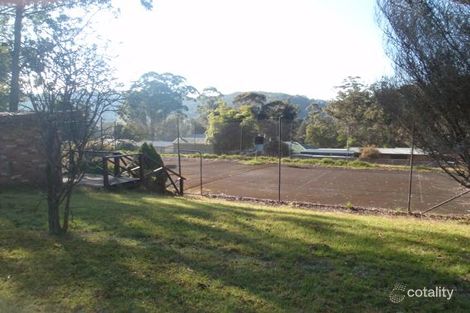 Property photo of 31 Alma Avenue Fishermans Paradise NSW 2539