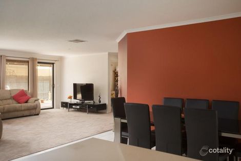 Property photo of 8 Greenfield Drive Epsom VIC 3551