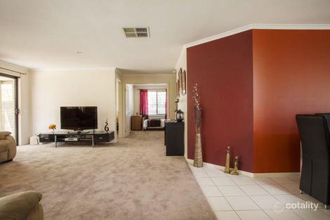 Property photo of 8 Greenfield Drive Epsom VIC 3551