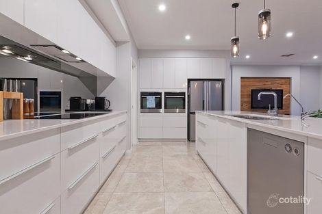 Property photo of 102 Sapphire Chase Wellard WA 6170