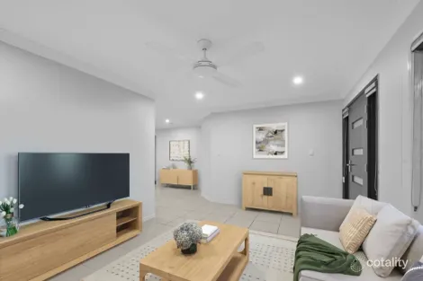 Property photo of 50 Waratah Crescent Springfield Lakes QLD 4300
