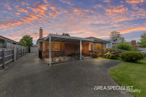 30 Henry St, Koo Wee Rup, VIC 3981