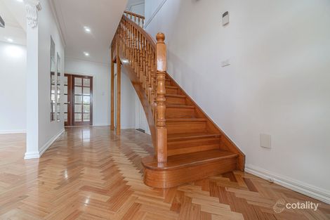 Property photo of 3 Bentley Avenue Roxburgh Park VIC 3064