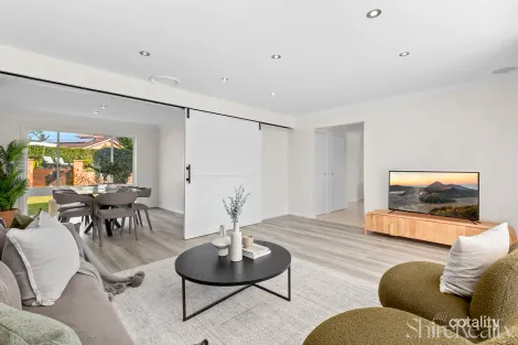 Property photo of 135 Ridgecrop Drive Castle Hill NSW 2154