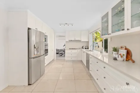 Property photo of 135 Ridgecrop Drive Castle Hill NSW 2154