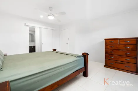 Property photo of 4 Gladalan Way Piara Waters WA 6112