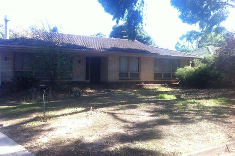 4 Creek View Dr, Redwood Park, SA 5097