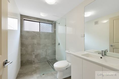 Property photo of 28 Toohey Crescent Adamstown Heights NSW 2289