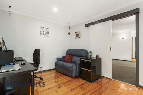 Property photo of 15 Moorhen Crescent Carrum Downs VIC 3201