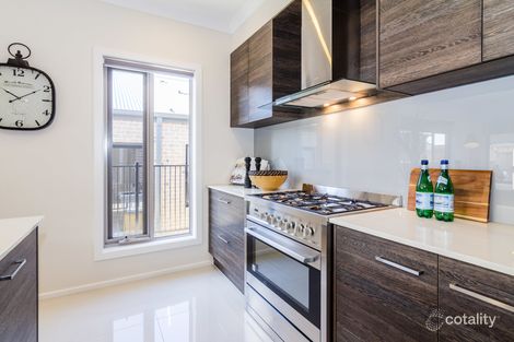 Property photo of 5 Aberfeldy Crescent Cranbourne South VIC 3977