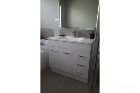 Property photo of 10 Blackthorn Street Mount Low QLD 4818