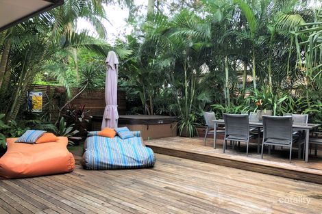 Property photo of 19 Oceanside Place Suffolk Park NSW 2481