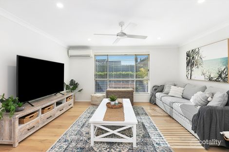 Property photo of 18 Holland Place Tumbi Umbi NSW 2261