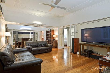 Property photo of 174 Wynnum Road Hawthorne QLD 4171