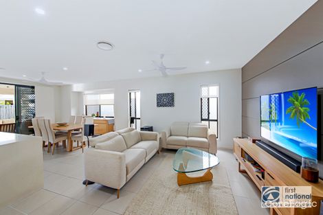 Property photo of 10 Sweep Court Birtinya QLD 4575