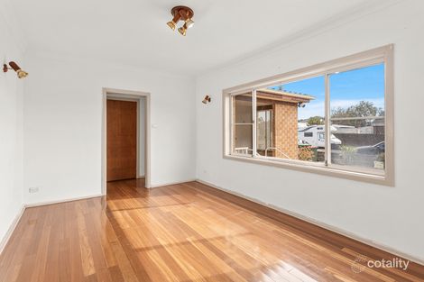 Property photo of 1 Kotari Parade Lake Illawarra NSW 2528