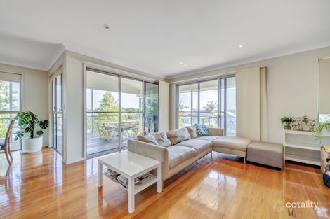 Property photo of 2 Lottie Street Greenslopes QLD 4120