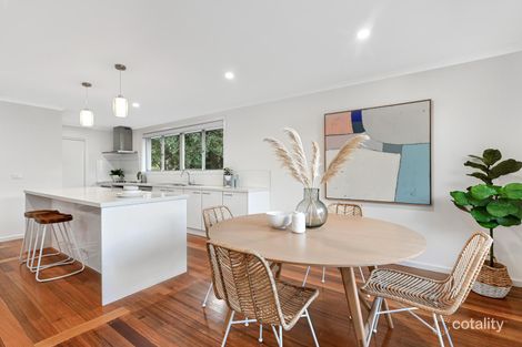 Property photo of 1 Towerhill Drive Ringwood VIC 3134