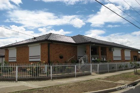 Property photo of 4 Varsity Court Albanvale VIC 3021