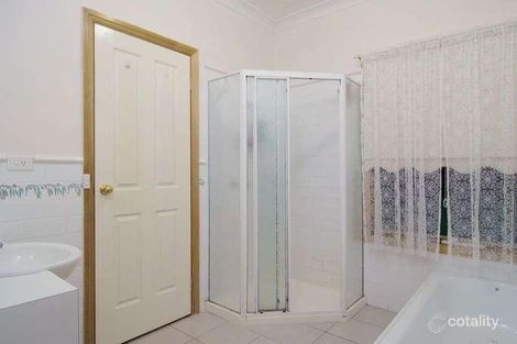 Property photo of 13 Highfield Way Tyabb VIC 3913