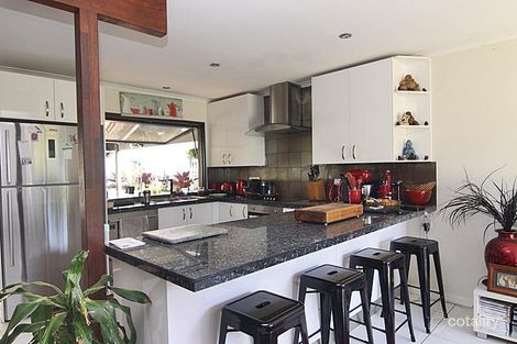 Property photo of 95 Hinkler Drive Highland Park QLD 4211