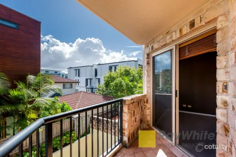 Property photo of 6/4 Parneno Street Surfers Paradise QLD 4217