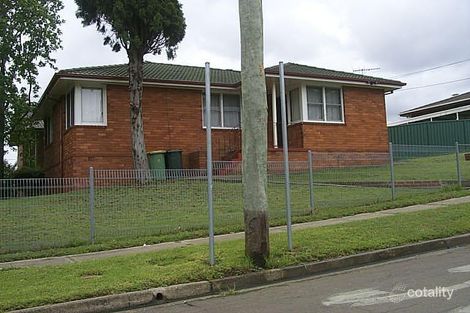 2 Mavis St, Greystanes, NSW 2145