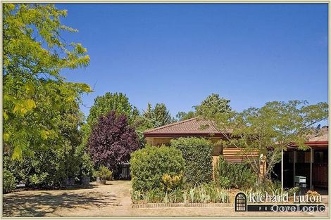 8 Tebbutt Pl, Charnwood, ACT 2615