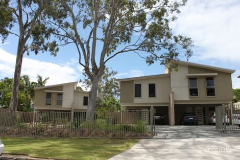 Property photo of 2/135 Falconer Street Southport QLD 4215
