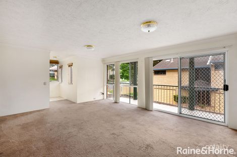 Property photo of 3/160 Clarence Road Indooroopilly QLD 4068