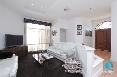 Property photo of 2 Grevillea Place Canning Vale WA 6155